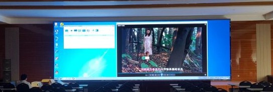 新疆某基地300㎡室内p4显示屏